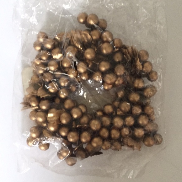 ENCHANTED HOLIDAY | 3” Candlerings - Picture 5 of 7